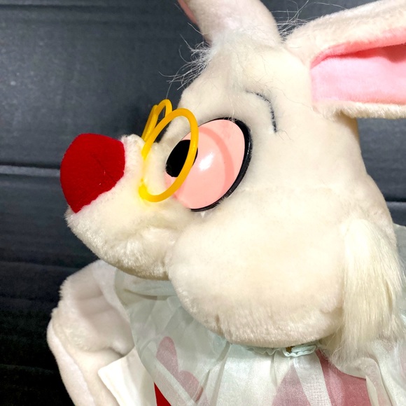WALT DISNEY EXCLUSIVE NWT ALICE IN WONDERLAND VINTAGE WHITE RABBIT PLUSH 15” - Picture 9 of 16